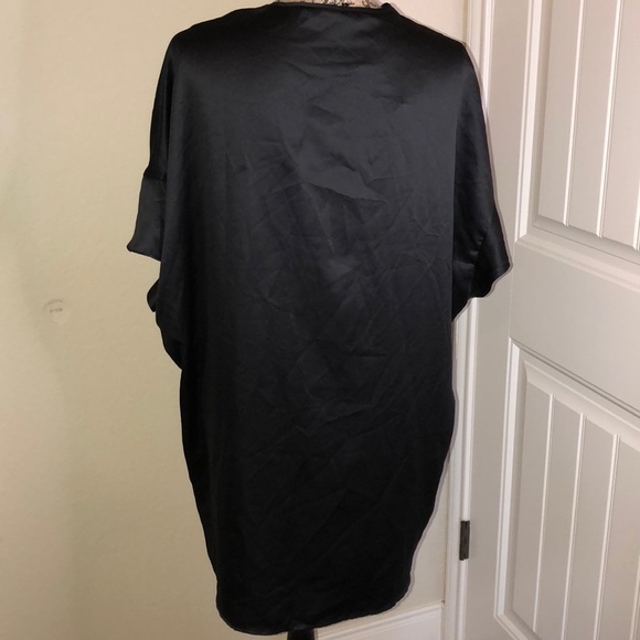 NWT Victoria’s Secret Black Short Flutter Sleeves Robe Size OS - Picture 5 of 6